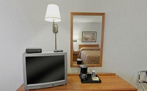 Americas Best Value Inn-Saginaw South Room photo